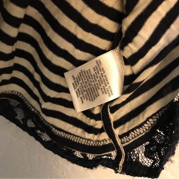 Anthropologie Meadow Rue Lace Overlay Striped Top (M) - Picture 10 of 10